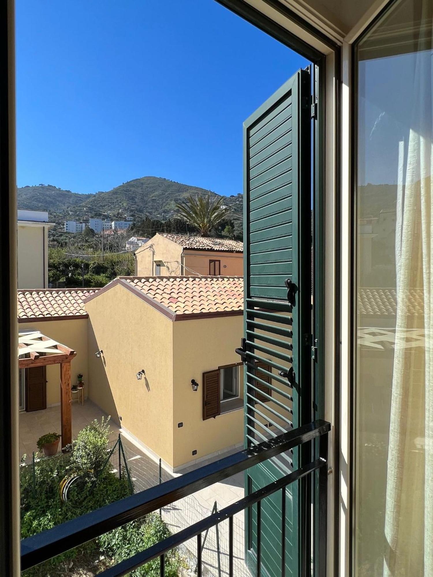 Casa Scirocco Apartment Cefalu Exterior photo